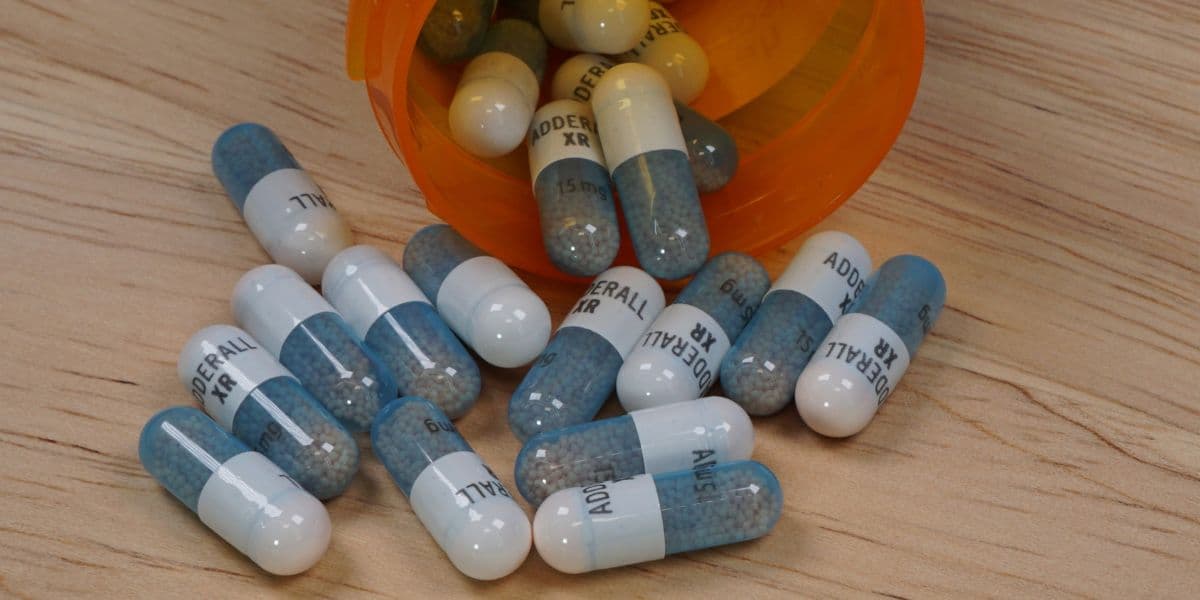 The Dangers and Side Effects of Snorting Adderall – White Oak Recovery ...